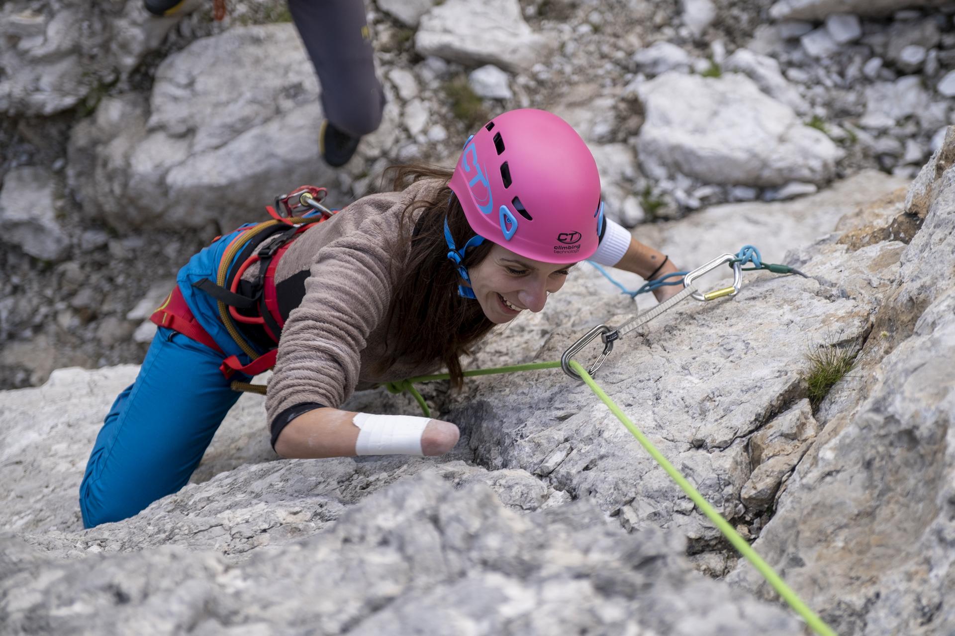 Arrampicare a Molveno nelle Dolomiti di Brenta